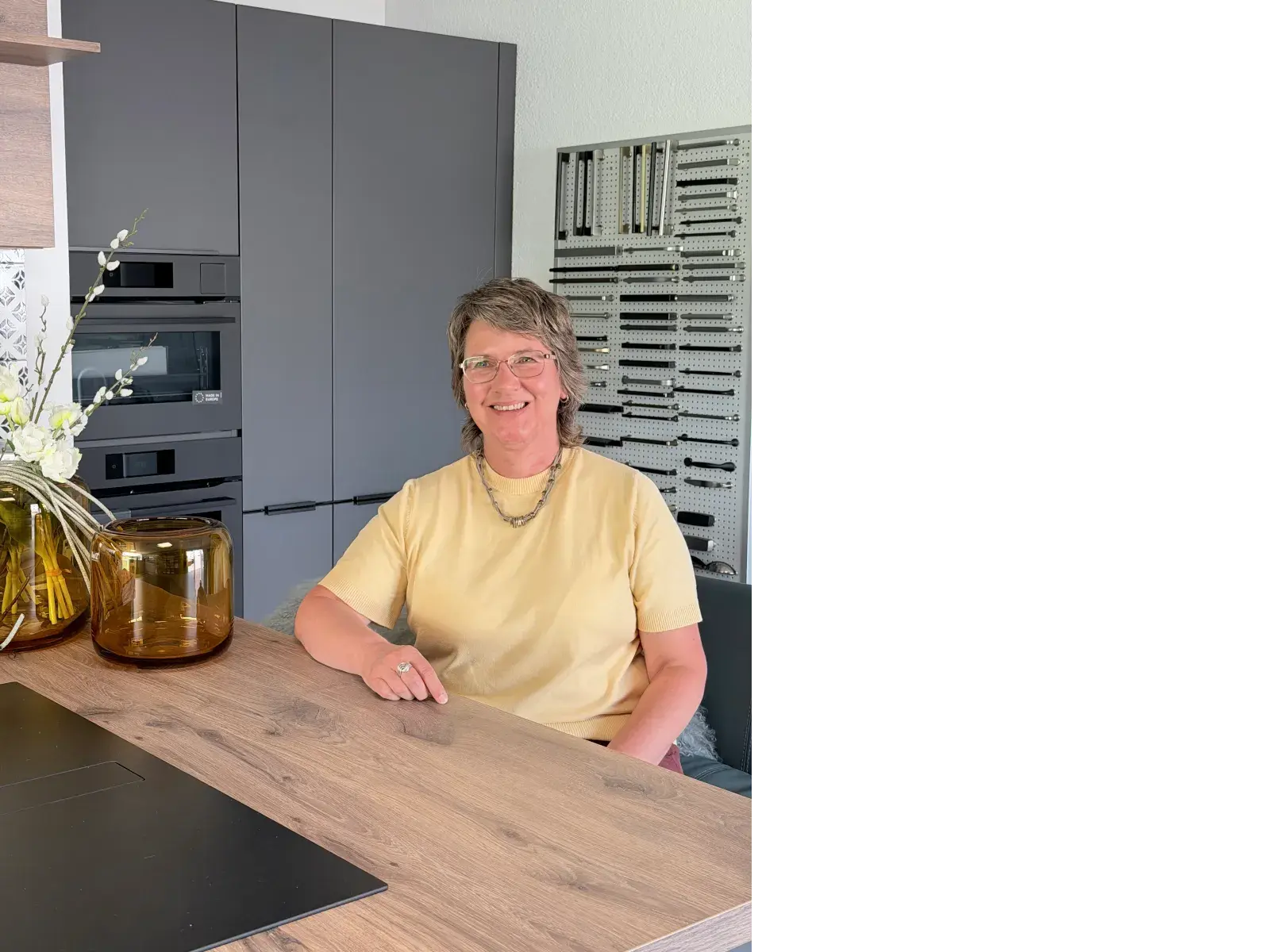 Elke Battenfeld im Küchenstudio Lapp in Wohratal